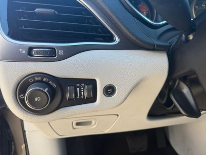 Used 2019 Jeep Cherokee Limited w/ Technology Group