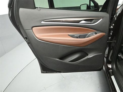 Used 2021 Buick Enclave Avenir w/ Avenir Technology Package image 24