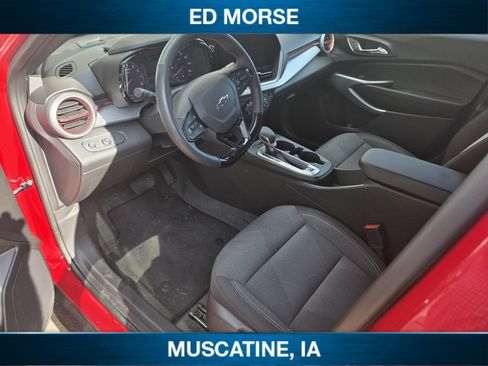 Used 2026 Chevrolet Trax RS w/ Driver Confidence Package FWD image 5