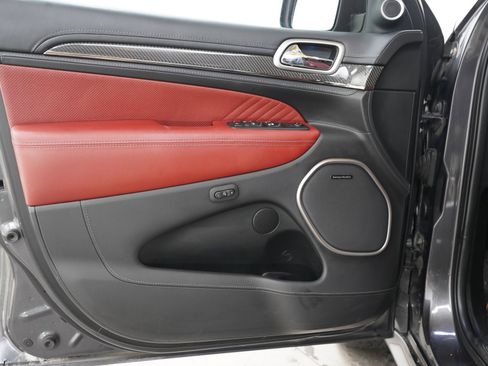 Used 2017 Jeep Grand Cherokee SRT AWD/4WD image 20