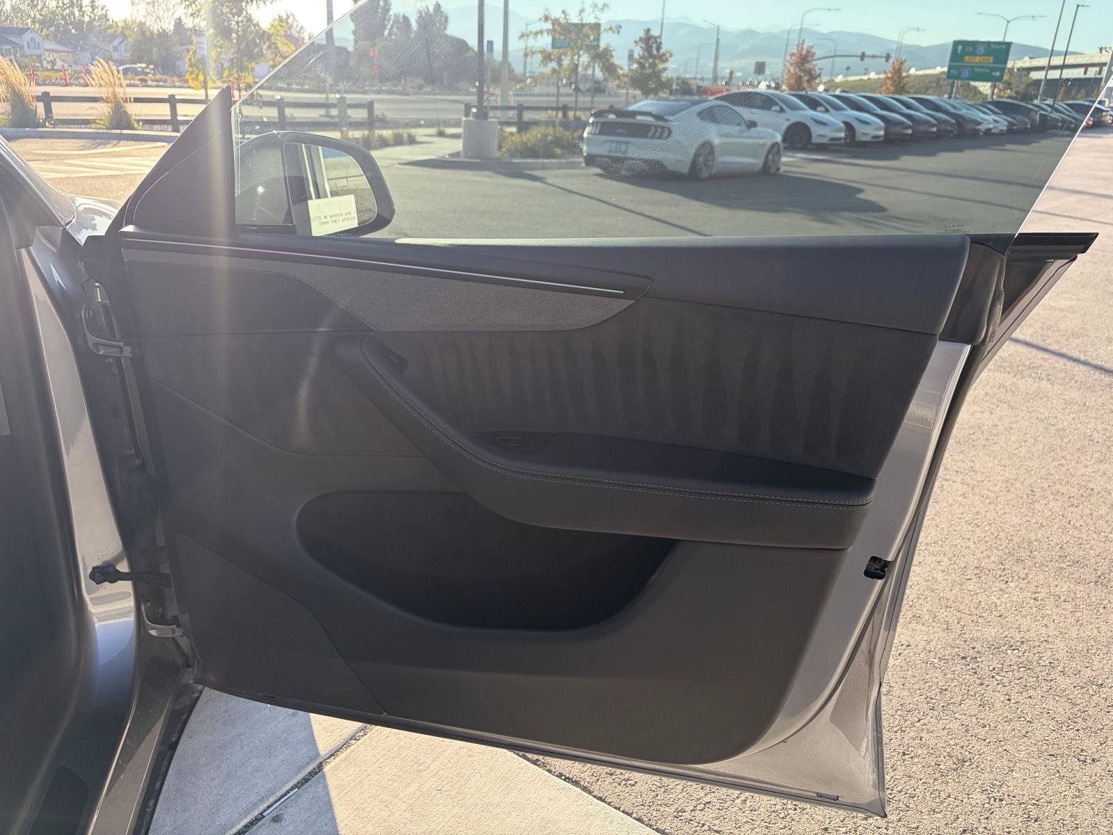 Used 2026 Tesla Model Y AWD image 22