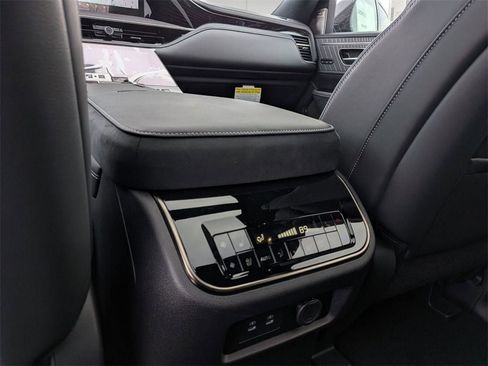 New 2026 INFINITI QX80 Autograph w/ Premium Cargo Package image 25