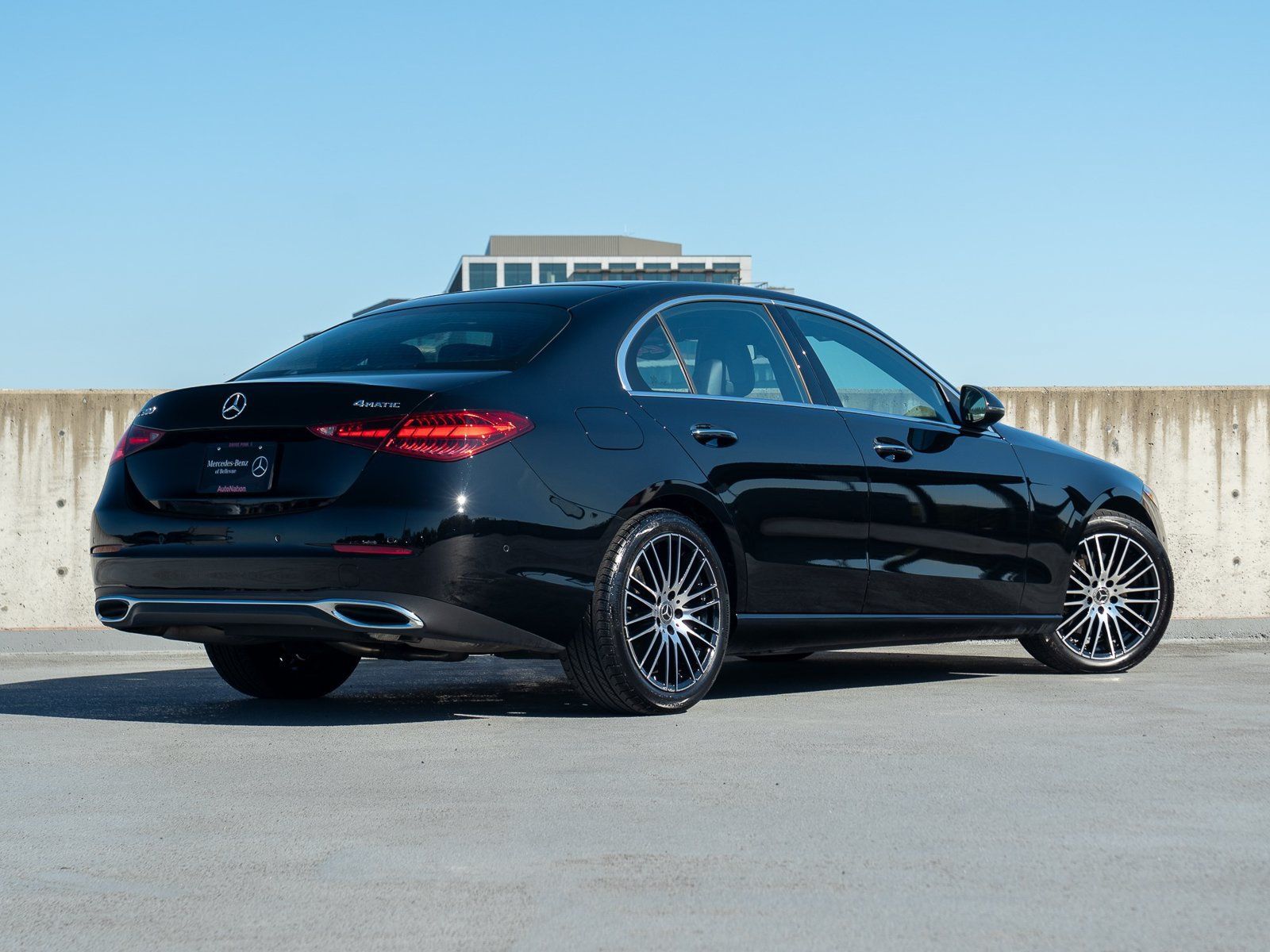 Used 2024 Mercedes-Benz C 300 4MATIC Sedan image 4