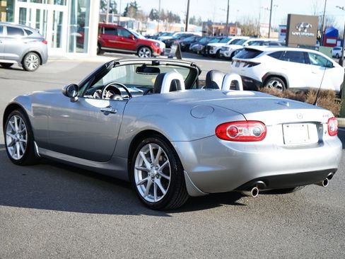 Used 2012 MAZDA MX-5 Miata Grand Touring w/ Premium Pkg image 11
