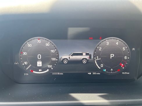 New 2025 Land Rover Defender 110 X-Dynamic SE image 14