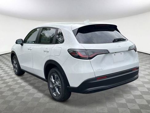 New 2026 Honda HR-V LX image 4