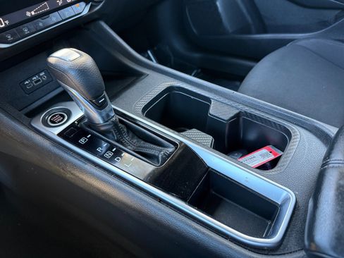 Used 2020 Nissan Sentra SV FWD image 16