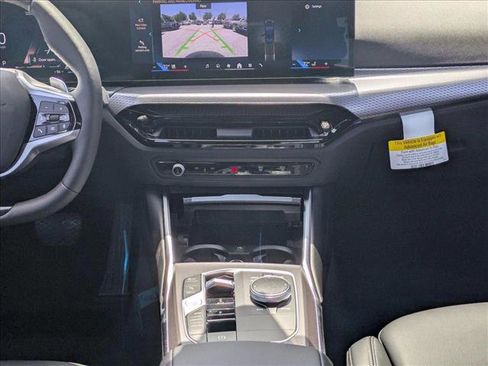 Used 2025 BMW 330i Sedan w/ Convenience Package image 11