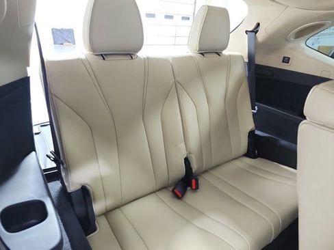 Used 2022 Acura MDX SH-AWD w/ Advance Package image 48
