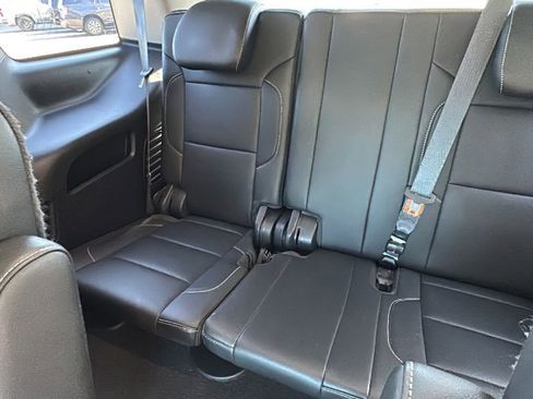 Used 2019 Chevrolet Tahoe Premier image 17