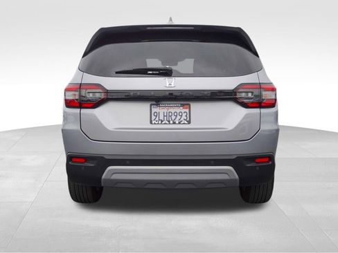 Used 2024 Honda Pilot EX-L image 4