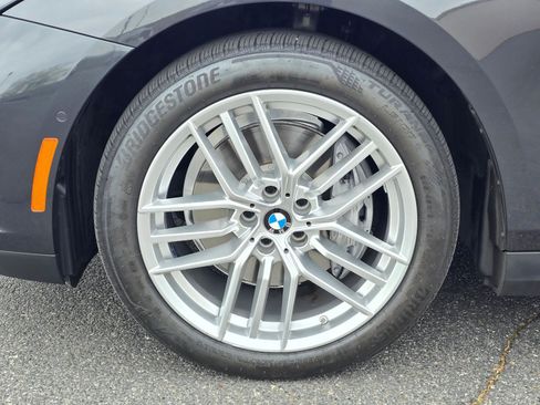 Certified 2025 BMW 540i xDrive w/ Premium Package AWD/4WD image 8