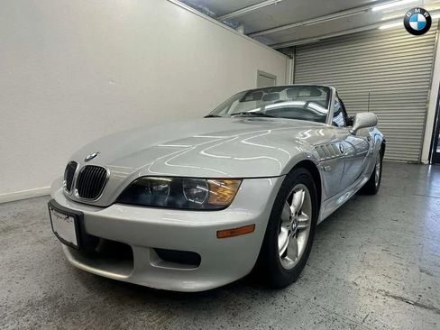 Used 2000 BMW Z3 2.5i image 3