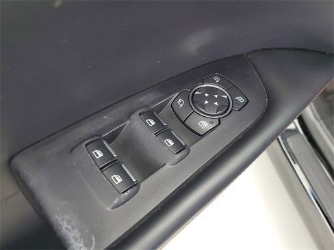 Used 2017 Lincoln MKX Black Label w/ Driver Assistance Package image 21