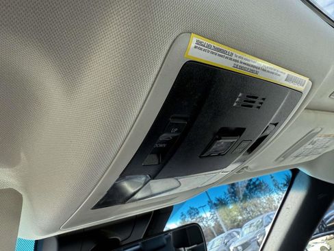 Used 2024 Lexus ES 300h w/ Premium Package image 26