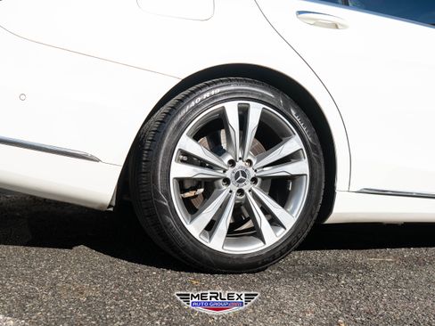 Used 2015 Mercedes-Benz S 550 Sedan image 11
