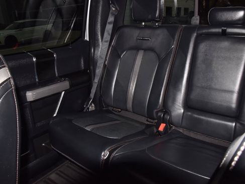 Used 2020 Ford F150 Platinum w/ Equipment Group 701A Luxury image 19