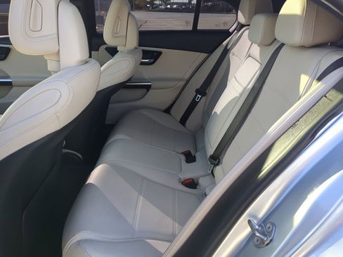 Used 2022 Mercedes-Benz C 300 C 300 image 28