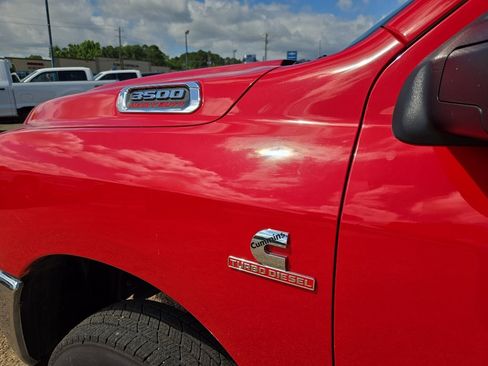 Used 2024 RAM 3500 Tradesman w/ Chrome Appearance Group AWD/4WD image 9