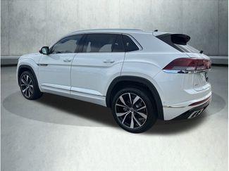 New 2026 Volkswagen Atlas Cross Sport SEL Premium R-Line AWD/4WD video 3
