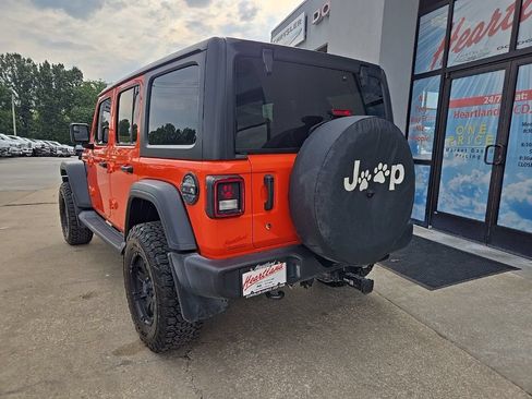 Used 2018 Jeep Wrangler Unlimited Sport S AWD/4WD image 7