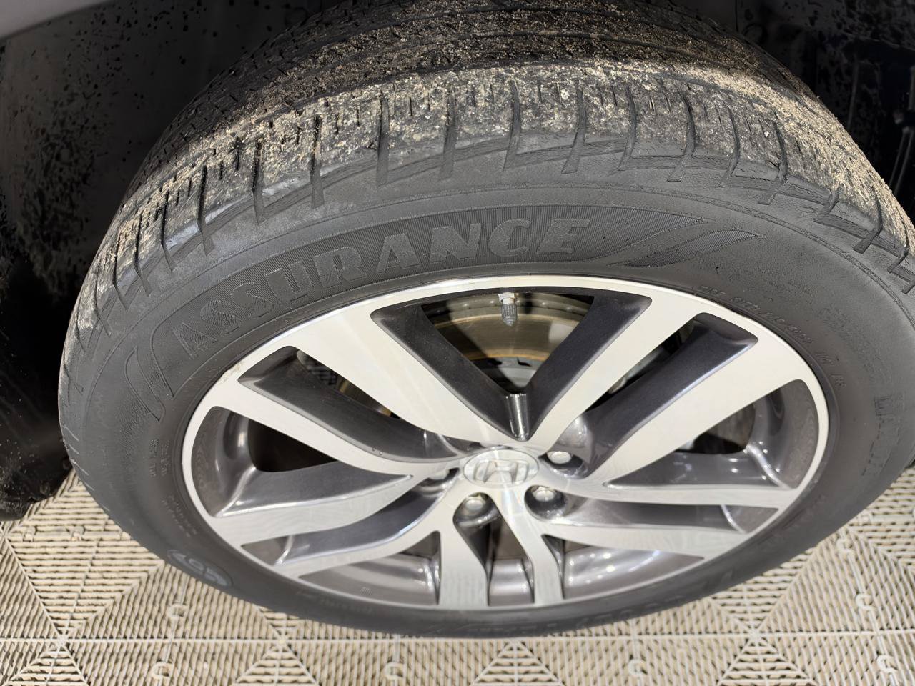 Used 2016 Honda Pilot Touring image 9