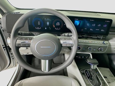 New 2026 Hyundai Kona SE FWD image 10