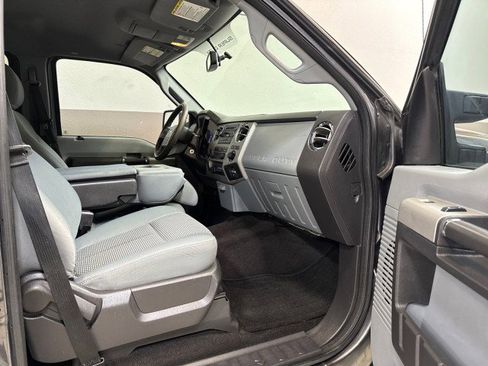 Used 2015 Ford F250 XLT w/ XLT Value Package image 50