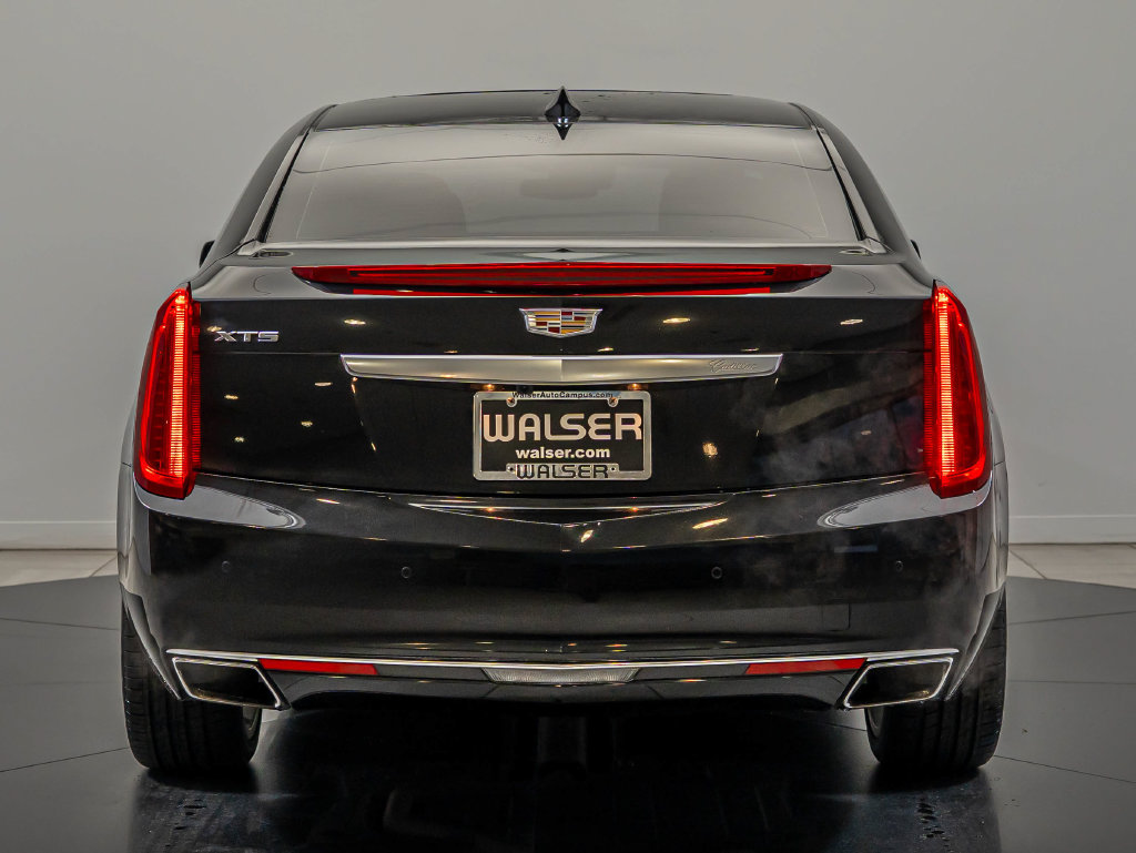 Used 2016 Cadillac XTS Premium FWD image 6