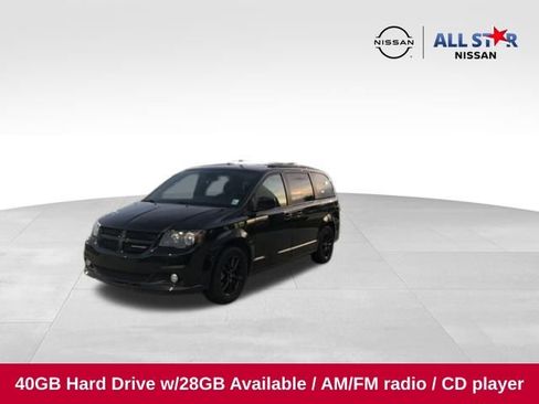 Used 2020 Dodge Grand Caravan SE image 1