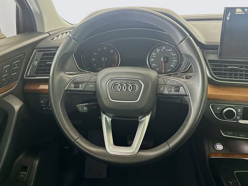 Used 2023 Audi Q5 2.0T Premium w/ Convenience Package image 17
