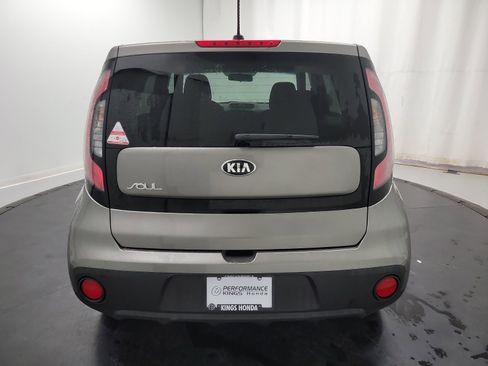 Used 2018 Kia Soul image 8