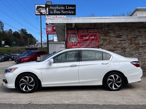 Used 2017 Honda Accord EX-L image 3