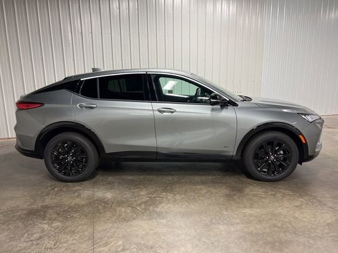 New 2025 Buick Envista Sport Touring w/ Convenience I Package image 2