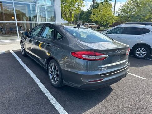 Used 2020 Ford Fusion SEL FWD image 2