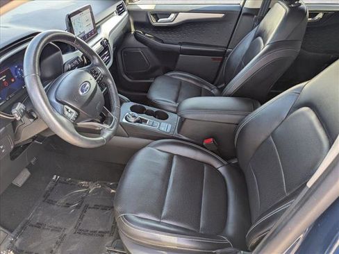 Used 2020 Ford Escape SE Sport image 16