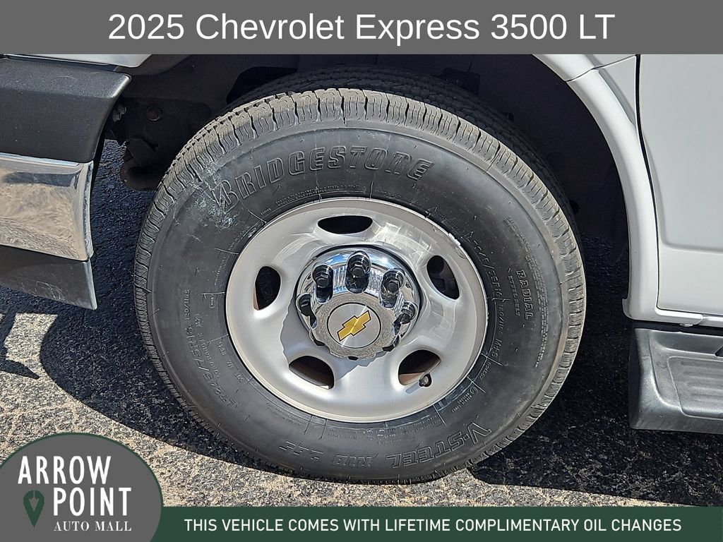 Used 2025 Chevrolet Express 3500 LT w/ LT Preferred Equipment Group RWD image 16