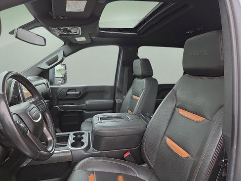 Used 2022 GMC Sierra 2500 AT4 w/ AT4 Preferred Package AWD/4WD image 13
