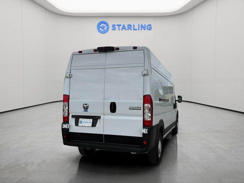 Used 2026 RAM ProMaster 2500 w/ Convenience Group FWD image 8