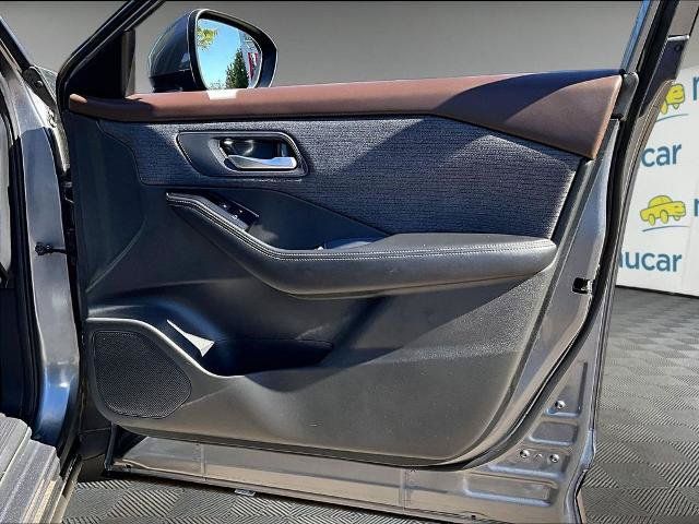 Certified 2023 Nissan Rogue SV AWD/4WD image 12