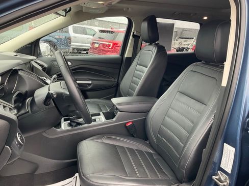 Used 2018 Ford Escape Titanium w/ Ford Safe & Smart Package image 15