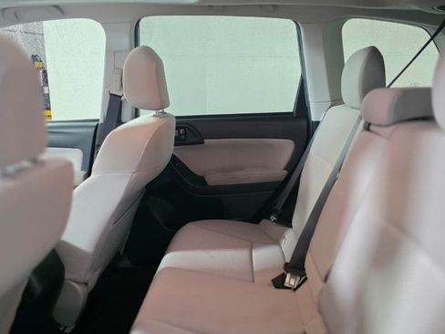 Used 2015 Subaru Forester 2.5i Premium w/ All-Weather Package image 24