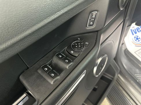 Used 2019 Ford Expedition Max XLT w/ Equipment Group 201A AWD/4WD image 16