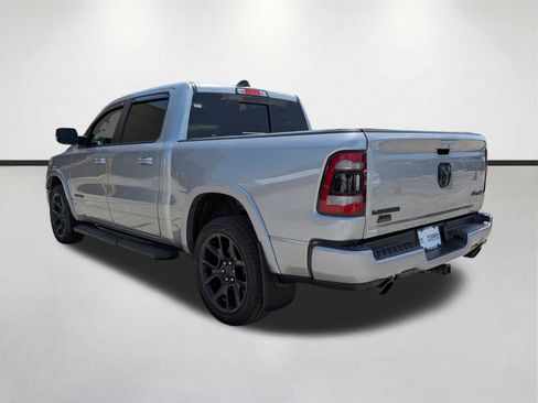 Used 2022 RAM 1500 Laramie AWD/4WD image 7