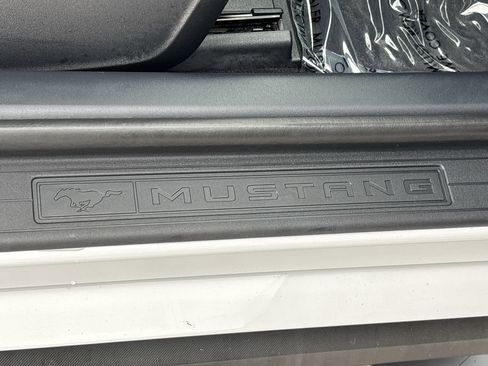 Certified 2024 Ford Mustang Coupe RWD image 9