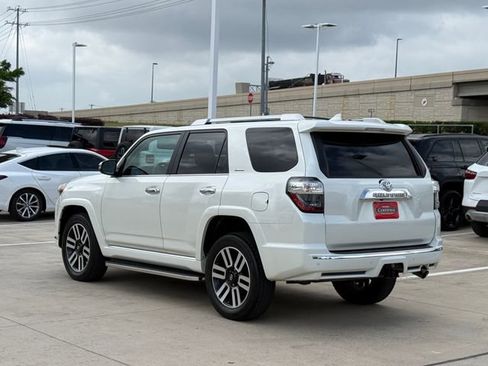 Used 2022 Toyota 4Runner Limited AWD/4WD image 4