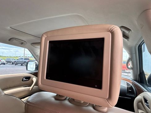 Used 2019 Nissan Armada Platinum w/ Captain's Chairs Package RWD image 33