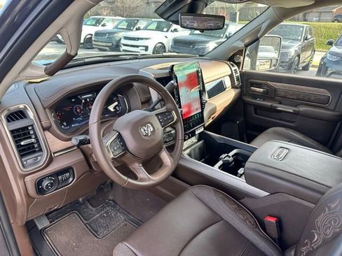 Used 2025 RAM 2500 Limited image 4