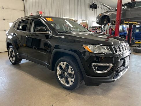 Used 2018 Jeep Compass Limited w/ Navigation Group image 5