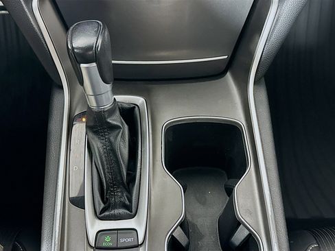 Used 2021 Honda Accord Sport image 23